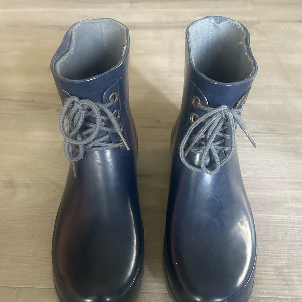 Blue Rainboots Size 7